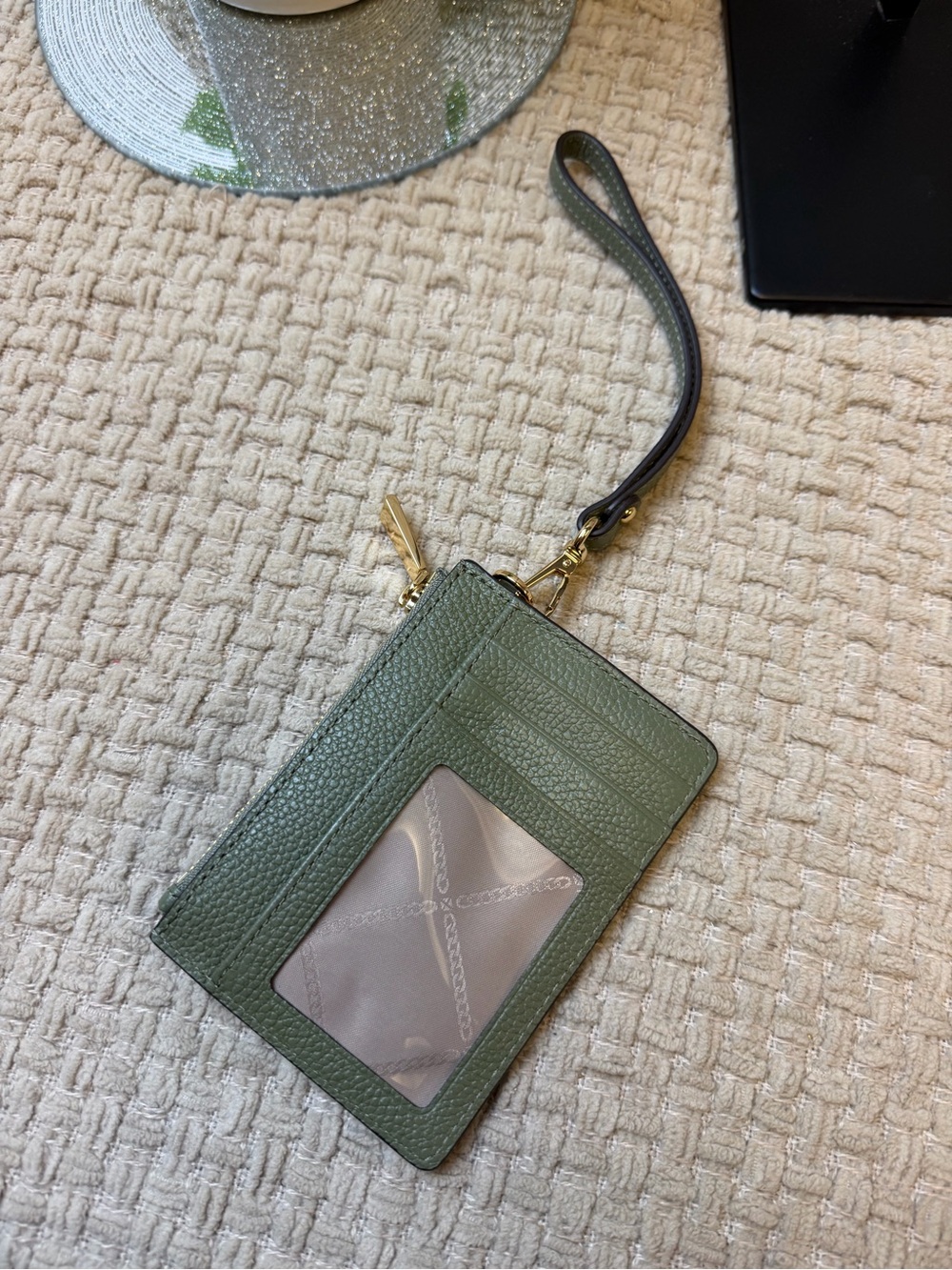 Michael Kors Sage Green Pebbled Leather Wristlet Card Holder with Gold Hardware - Picture 2 of 3
